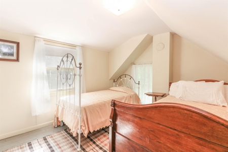 Chain O' Lakes Home For Sale in Waupaca WI - image 50