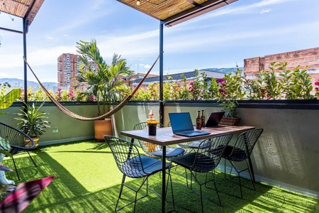 Modern Comforts in Laureles: Your Stylish Urban Escape - image 13