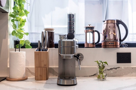 Modern Comforts in Laureles: Your Stylish Urban Escape - image 12