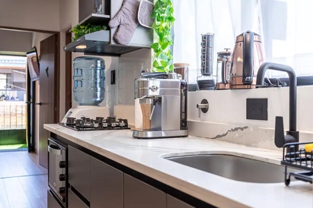 Modern Comforts in Laureles: Your Stylish Urban Escape - image 10