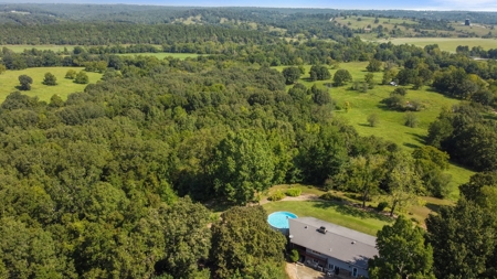 Secluded Missouri Ozarks Home with Breathtaking Views - image 33