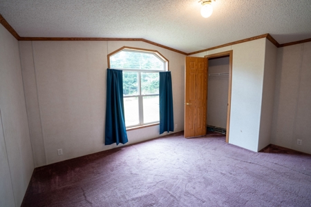 Well Maintained Mobile Home - image 17