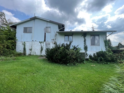🌳 Fixer Upper - Enjoy Peaceful Country Life on 5 Acres 🌳 - image 7