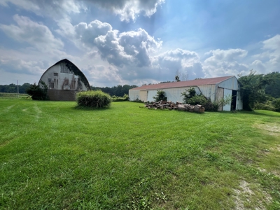 🌳 Fixer Upper - Enjoy Peaceful Country Life on 5 Acres 🌳 - image 11