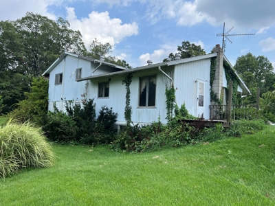 🌳 Fixer Upper - Enjoy Peaceful Country Life on 5 Acres 🌳 - image 4