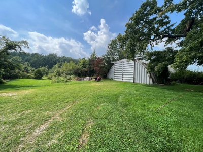 🌳 Fixer Upper - Enjoy Peaceful Country Life on 5 Acres 🌳 - image 12