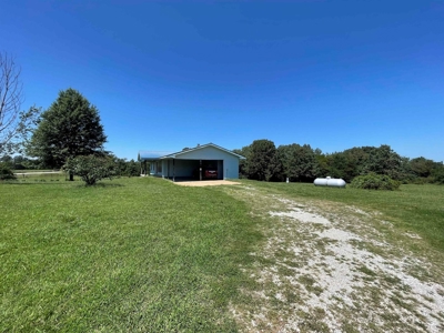 Ash Flat Arkansas Country Home For Sale - image 5