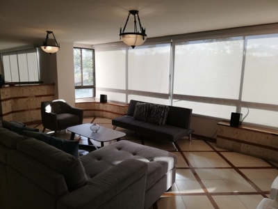 Apartment with Extensive Renovation Potential - image 1