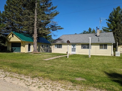 Country Home 1.67 acres with Pond for Sale Atlanta MI - image 20