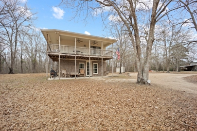 Listing 8