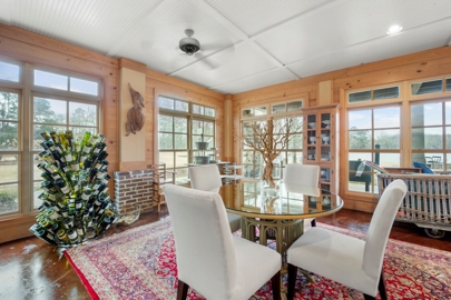Listing 8