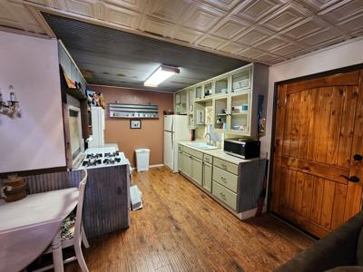 Cedar Lake Cabin & 5th Wheel RV – Ouachita National Forest - image 9