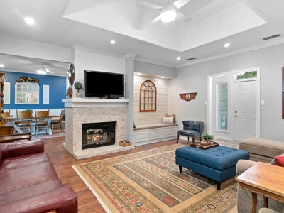 3/3/4 Lakefront Home Holly Lake Ranch East Texas Wood County - image 9