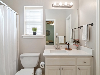 3/3/4 Lakefront Home Holly Lake Ranch East Texas Wood County - image 25