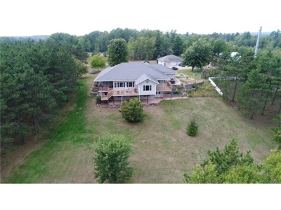 Home on 10 Acres w/ Outbuildings For Sale in Willow River MN - image 3