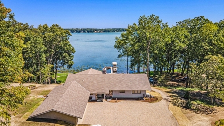 Up North getaway without the drive - Gull Lake cottage - image 16