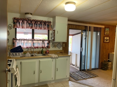 Furnished 2 Bedroom on fenced lot in Salome, AZ - image 23