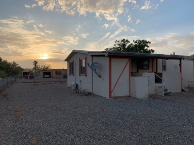 Furnished 2 Bedroom on fenced lot in Salome, AZ - image 11