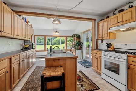 Country Home on Acreage For Sale in Milford, New York! - image 12