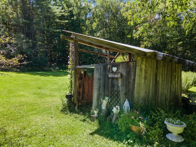 Country Home on Acreage For Sale in Milford, New York! - image 43