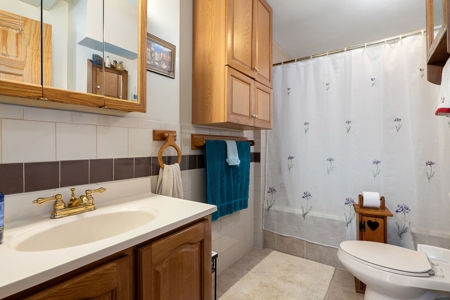 Country Home on Acreage For Sale in Milford, New York! - image 23