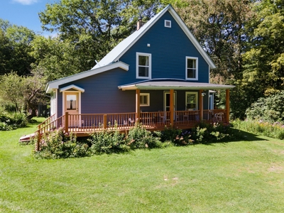Country Home on Acreage For Sale in Milford, New York! - image 5