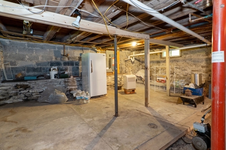 Country Home on Acreage For Sale in Milford, New York! - image 36
