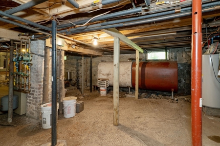 Country Home on Acreage For Sale in Milford, New York! - image 37