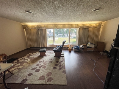 Spacious 3,000 +/- SQFT Home Malta Montana Move-in Ready - image 19