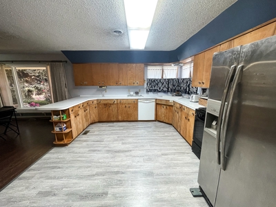 Spacious 3,000 +/- SQFT Home Malta Montana Move-in Ready - image 11