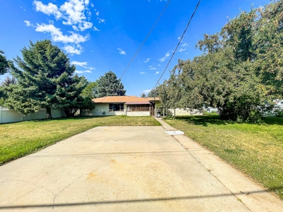 Spacious 3,000 +/- SQFT Home Malta Montana Move-in Ready - image 40