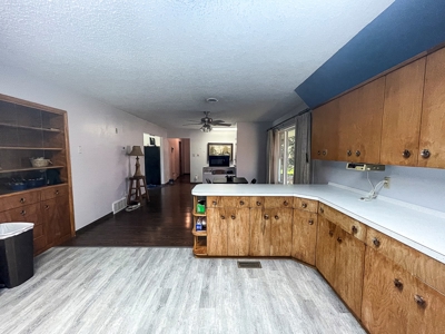 Spacious 3,000 +/- SQFT Home Malta Montana Move-in Ready - image 14