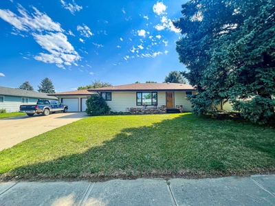 Spacious 3,000 +/- SQFT Home Malta Montana Move-in Ready - image 7