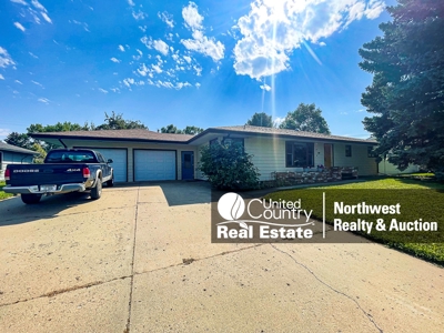 Spacious 3,000 +/- SQFT Home Malta Montana Move-in Ready - image 1