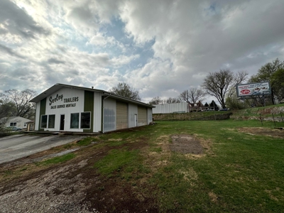 Commercial Property For Sale In Logan Iowa - image 3
