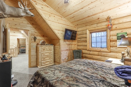 Log Home with Hunting Land for Sale in Marquette County, WI - image 26