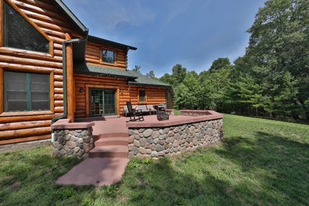 Log Home with Hunting Land for Sale in Marquette County, WI - image 32