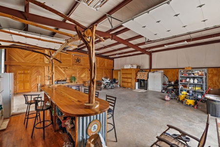 Texas Hill County Barndominium on acreage Kerrville Texas! - image 36