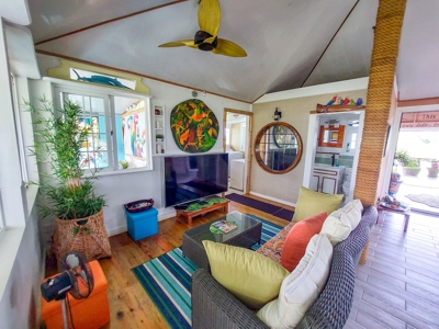 Small Private Island Home, Bocas del Toro - image 9