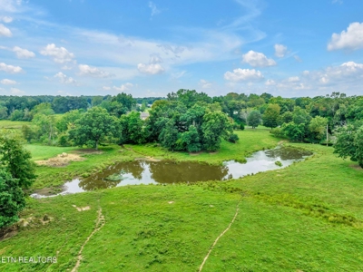 Commercial Land for Sale in Crossville, Tennessee - image 13