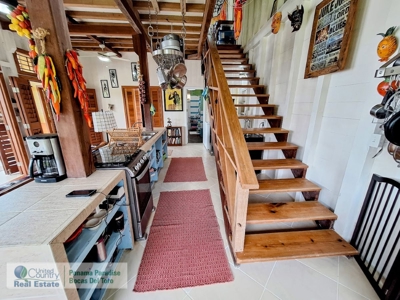 Charming Waterfront Home, Bocas del Toro Panama - image 16