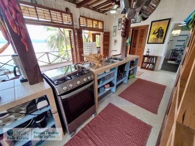 Charming Waterfront Home, Bocas del Toro Panama - image 10