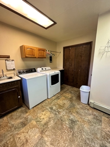 Lincoln, MT Country Home - image 28
