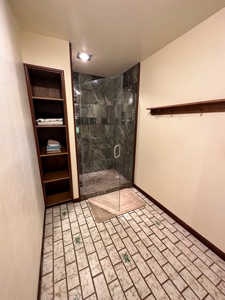 Lincoln, MT Country Home - image 15