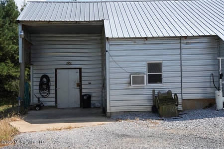 Forest MS Turnkey 2-House Breeder Poultry Farm and 13 Acres - image 35