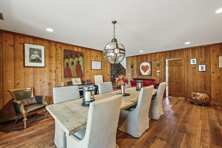Unparalleded Luxury Living - image 9