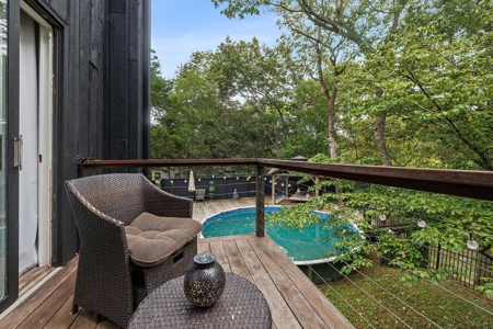 Unparalleded Luxury Living - image 34