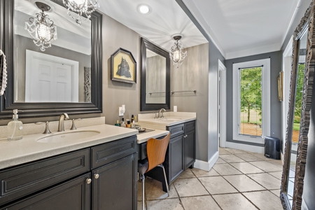 Unparalleded Luxury Living - image 8