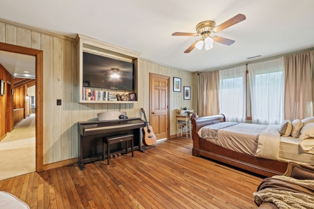 Unparalleded Luxury Living - image 31
