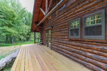 Cabin with River Frontage for Sale in Marquette County, WI - image 4